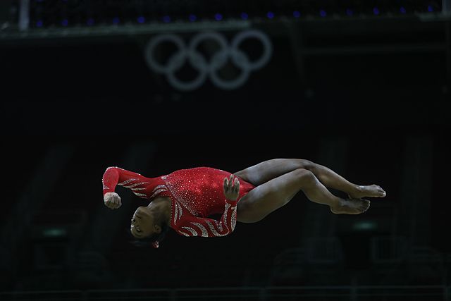 simone-biles-sets-new-record-with-8th-all-around-title-win-at-us-nationals